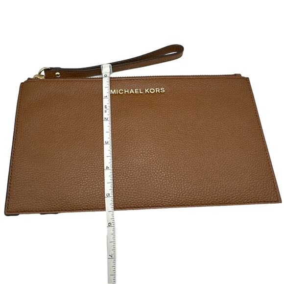 MICHAEL KORS Brown Wristlet - Picture 6 of 6
